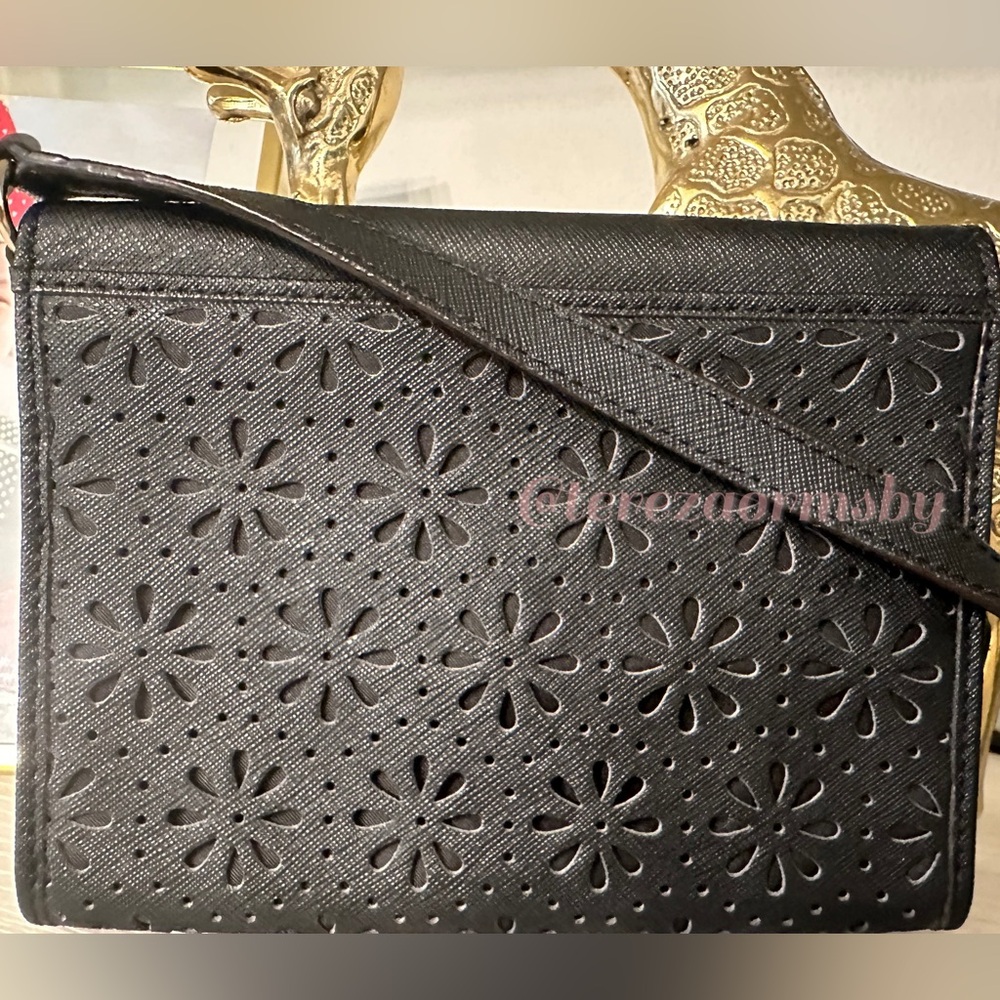 Kate Spade Wallet on “strap” - Picture 4 of 4